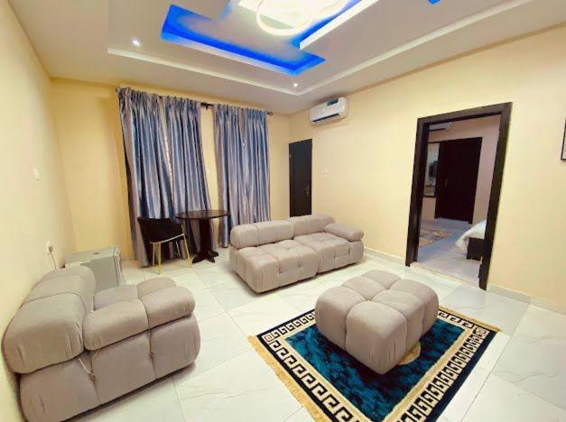 West Wing Hotel Lagos Buitenkant foto