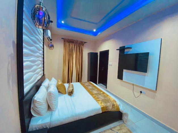 West Wing Hotel Lagos Buitenkant foto