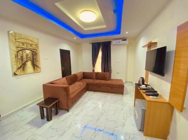 West Wing Hotel Lagos Buitenkant foto